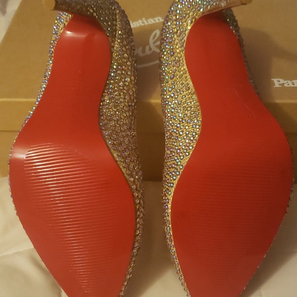 Shoes - Picture 2 of 3